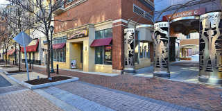 GREAT LOCATION!! Stunning 3BD/3.5BA luxury 4-level townhouse! Gallery 84