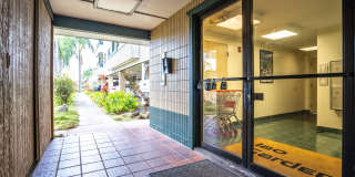 Beautifully Renovated 1 Bedroom/1 Bath Iao Gardens Condo with Ocean Views! Gallery 26