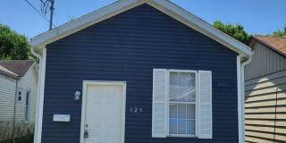 125 Washington Street Gallery 1