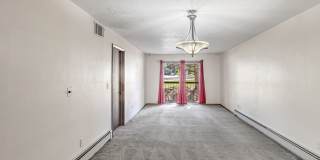 Easy Living Starts Here | 2 Bedroom Lakeside Condo Gallery 10