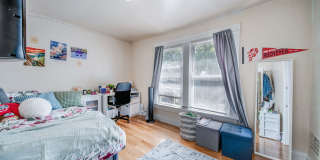 Ultimate 6-Bedroom House with Amazing Front Porch! Gallery 19