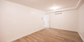 711 W THOMPSON Street Gallery 10