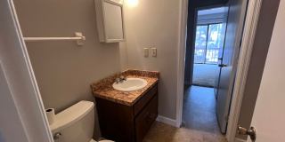 2 Bedroom / 1 Full and 2 Half Bath - Gallery 9
