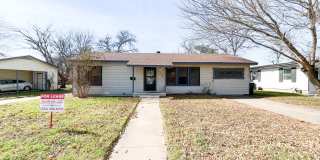 Available NOW!!!! Beautiful 3 bedroom, 2 bath home with covered patio and fenced yard. Gallery 1