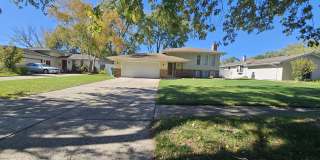 9536 Elmwood Dr Gallery 1