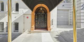 2238 Hyde Street Gallery 13