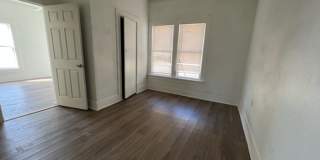 1917 S 15th Street Gallery 11