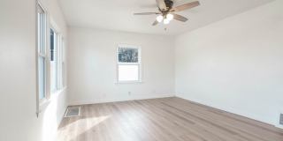 2303 Main Street Gallery 5