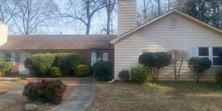 4002 Hawthorne Circle Gallery 1