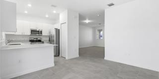 2705 SE 25 Avenue 2705, Homestead, FL 33035 Gallery 8