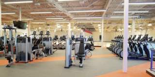 3 Bedroom town home  in Aurora Gallery 20