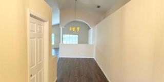Cozy 4/2 Single-family home in beautiful Groveland!! Gallery 3