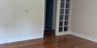 2 Bedroom House off of Rosewood Available Now Gallery 3