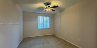 6936 SW 39th St Gallery 8