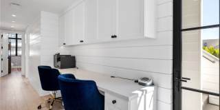 2428 The Strand Gallery 50