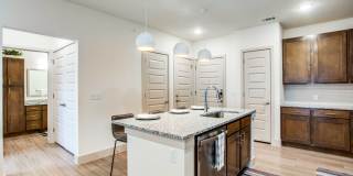 Senior Housing- Vibrant Adult Community - Vista at Rayzor Ranch Gallery 15