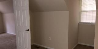 5803 PORTLAND Drive Gallery 15