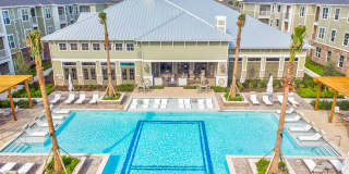 Riverhaus Creekside Apartments Gallery 43