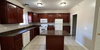 Pre-Leasing for 25/26 School Year! Gallery 1