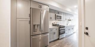 2410 CLIFFORD STREET Gallery 19