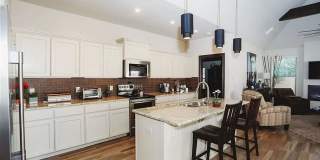 Stylish Bentonville Home (Community Amenities!) Gallery 3