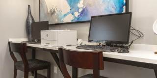 Huntley Manor Gallery 17