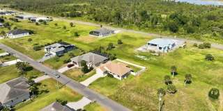 191 W PINE VALLEY LANE Gallery 28