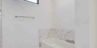 Luxury 3 Bed Townhome in Durham RTP Gallery 42