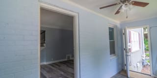 233 Kinsey Court Northeast - B Gallery 1