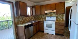 3 Bedroom 2 1/2 Bathroom Townhouse- CLOSE TO MSU- Gallery 13