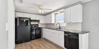 7721 ARBORDALE Drive Gallery 2