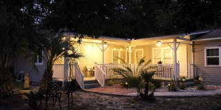 37 SE Magnolia Avenue Gallery 2
