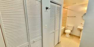 Great 1 bed 1 bath in Eckington/Bloomingdale at the Madison Condominiums Gallery 14