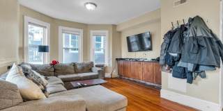 Get $1000 upon closing with monthly promo!  Spacious, Luxury Apartment with Huge Sunlit rooms near NEU! Gallery 5