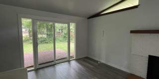 2219 N GLENDALE Drive Gallery 11