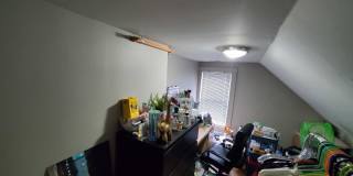 Large 5 bed in Allston Gallery 9