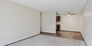 Eastgate Apartments Gallery 44
