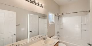 4117 Lower Saxon Avenue Gallery 24