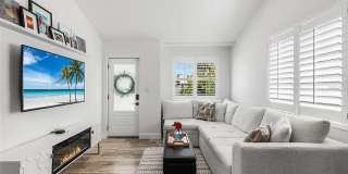 Coastal Luxury Living Just Minutes from Madeira Beach - 3bed | 2 bath Gallery 9