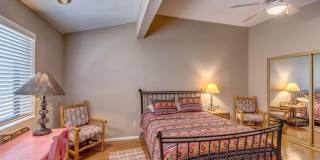 836 E Camino Diestro Gallery 39