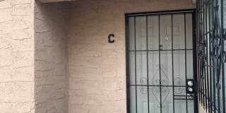 MUST SEE ONE BEDROOM TOWNHOME! Gallery 6
