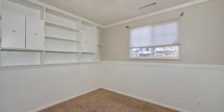 Large 4 bedroom 3bath Home in Colorado Springs Gallery 12