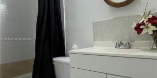 274 SW 9th St Gallery 10