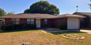 3 Bedroom Iowa Park Home Gallery 1
