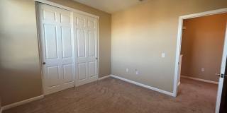 Spacious 3bed 2.5 bath available in Regency Park Spacious 3bed 2.5 bath available in Regency Park Gallery 17