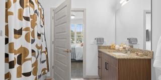 Student Housing - Yugo Urbana Illinois Gallery 31