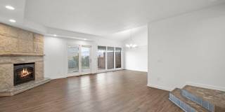 Mid-Century Modern home with stunning views _ Pets Welcome! Gallery 1
