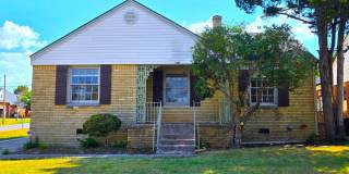 Super Cute 3 Bedroom 1 Bath Cottage in the DOUGLAS PLACE ADD NW OKC Super Cute 3 Bedroom 1 Bath Cottage in the DOUGLAS PLACE ADD NW OKC Gallery 1