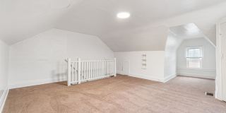 1738 Main Street Gallery 17