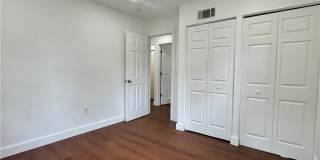 16 Ventura Boulevard Gallery 20